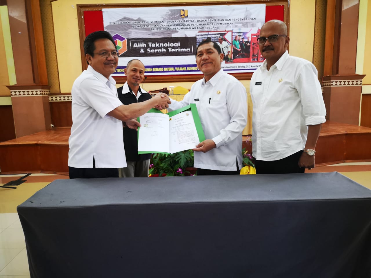 Bangunan Risha akan Pakai Material Vulkanik Sinabung 