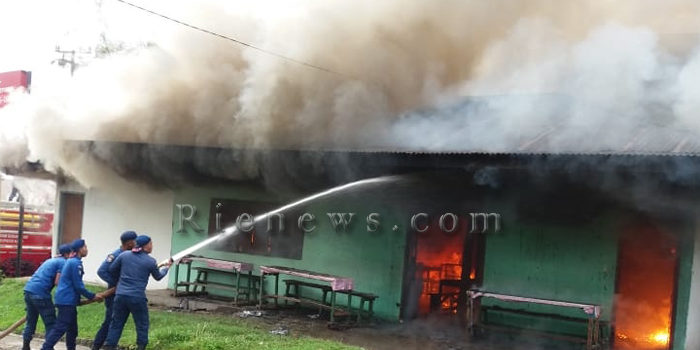 Kantin Jambur Lige Terbakar, Kerugian Ditaksir Capai Rp125 Juta