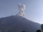 Gunung Merapi Meletus Disusul Gempa Magnitudo 5 di Jawa Tengah