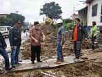 Tinjau Pemasangan Box Culvert, Terkelin Mendapat Apresiasi Warga Desa Raya