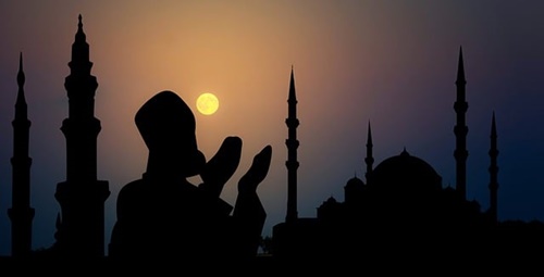 Ilustrasi bulan Ramadan. Foto mohamed_hassan/pixabay.com.