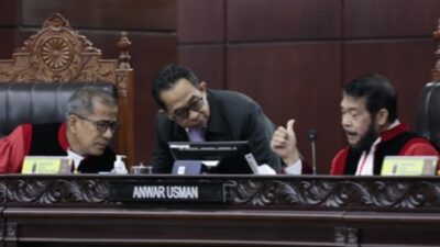 Jimly Asshiddiqie Tangani Laporan Dugaan Pelanggaran Etik Hakim MK