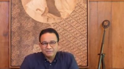 Suara Anies Baswedan Bergetar Menceritakan Aspirasi Warga Kampung Bayam