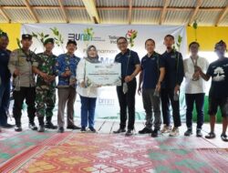 Telkom Regional I Sumatera Tanam 5.000 Bibit Mangrove di Desa Tanjung Rejo