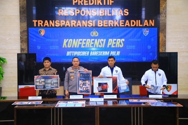 Penyebar konten video deepfake Presiden Prabowo dengan narasi bantuan pendanaan menipu 100 korban dan meraup Rp65 juta.